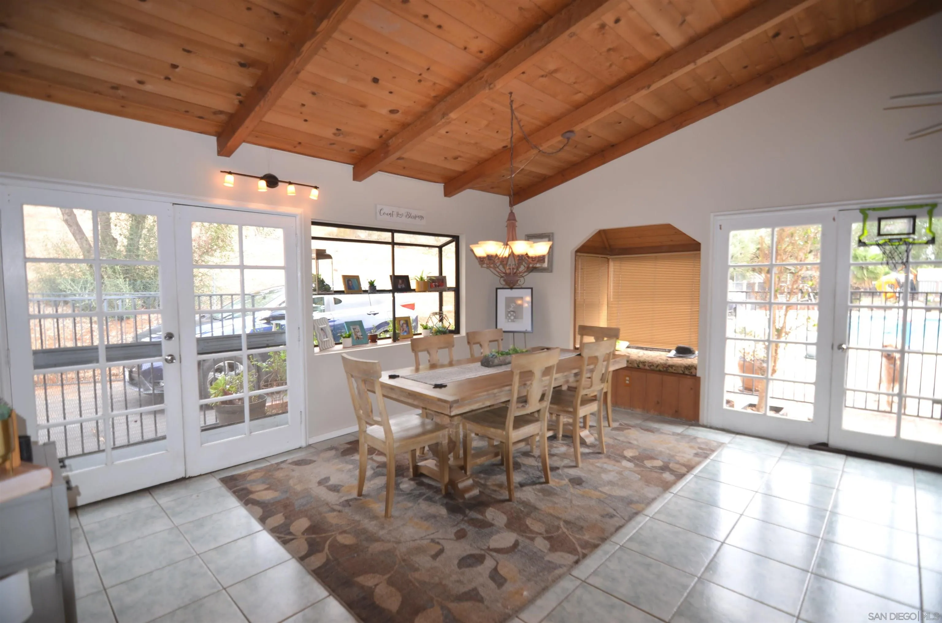 3601 Helix Street Spring Valley, CA 91977 - Photo 14 of 44 Gallery Image 14