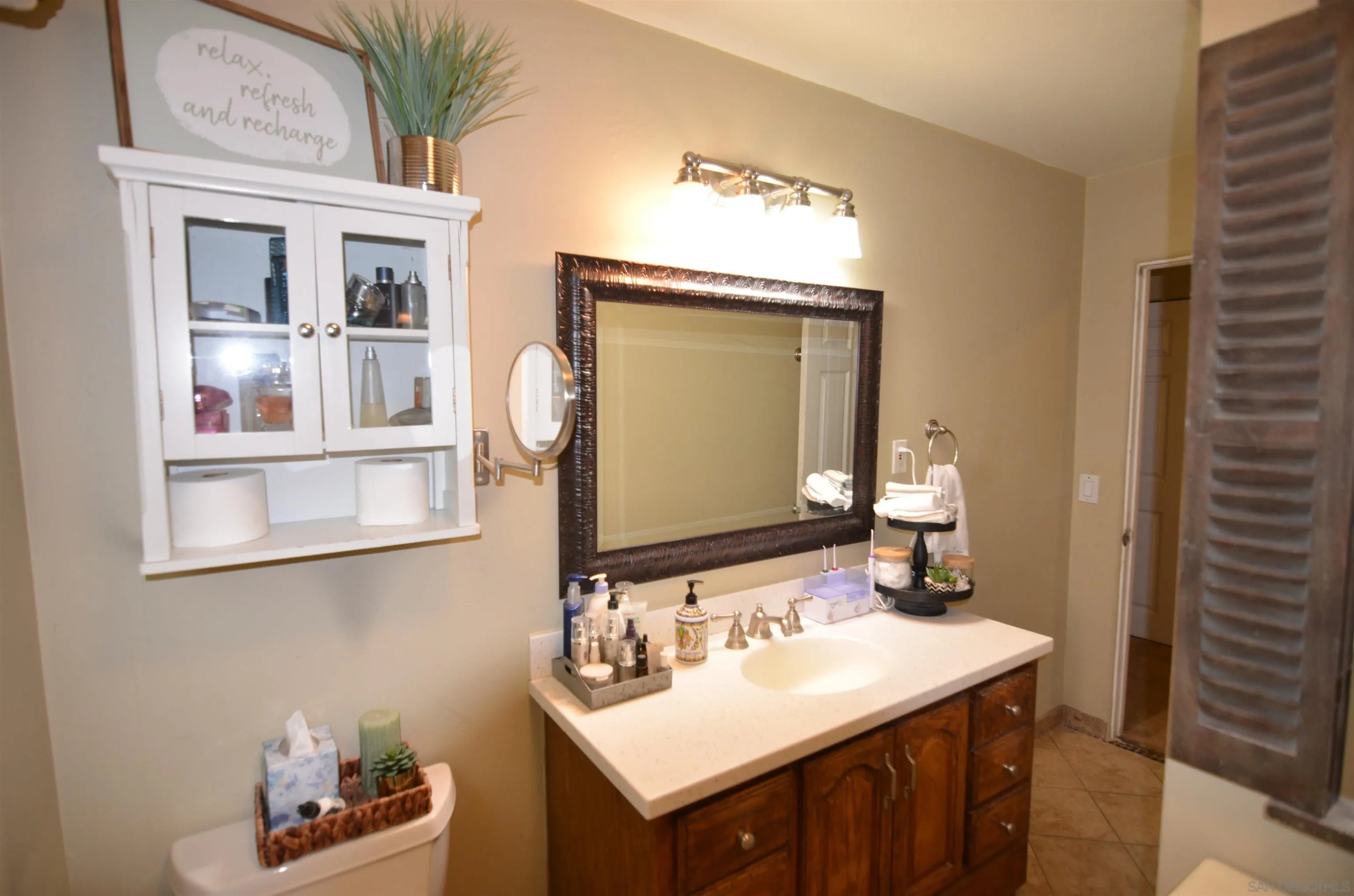 3601 Helix Street Spring Valley, CA 91977 - Photo 26 of 44 Gallery Image 26