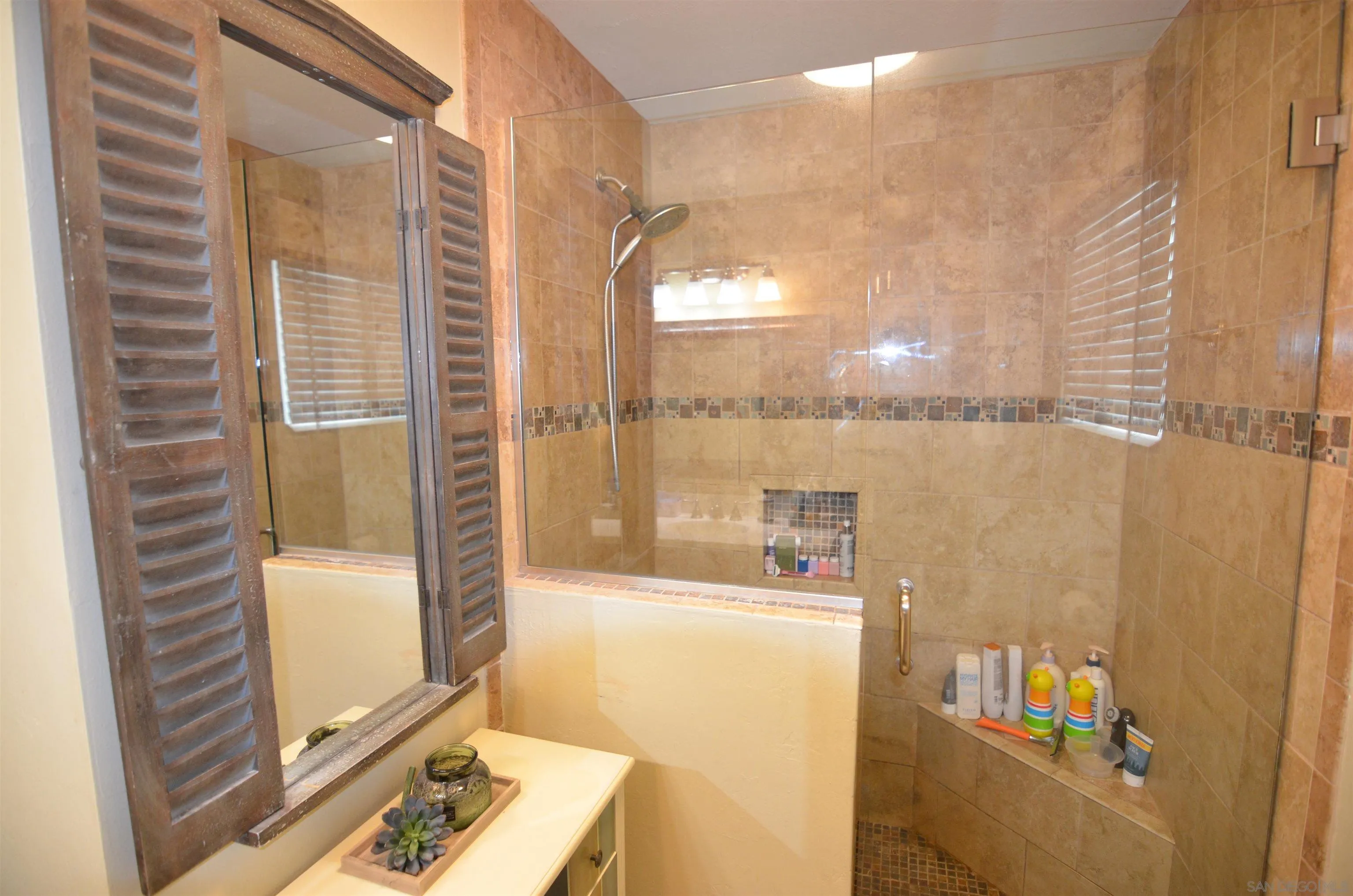 3601 Helix Street Spring Valley, CA 91977 - Photo 27 of 44 Gallery Image 27