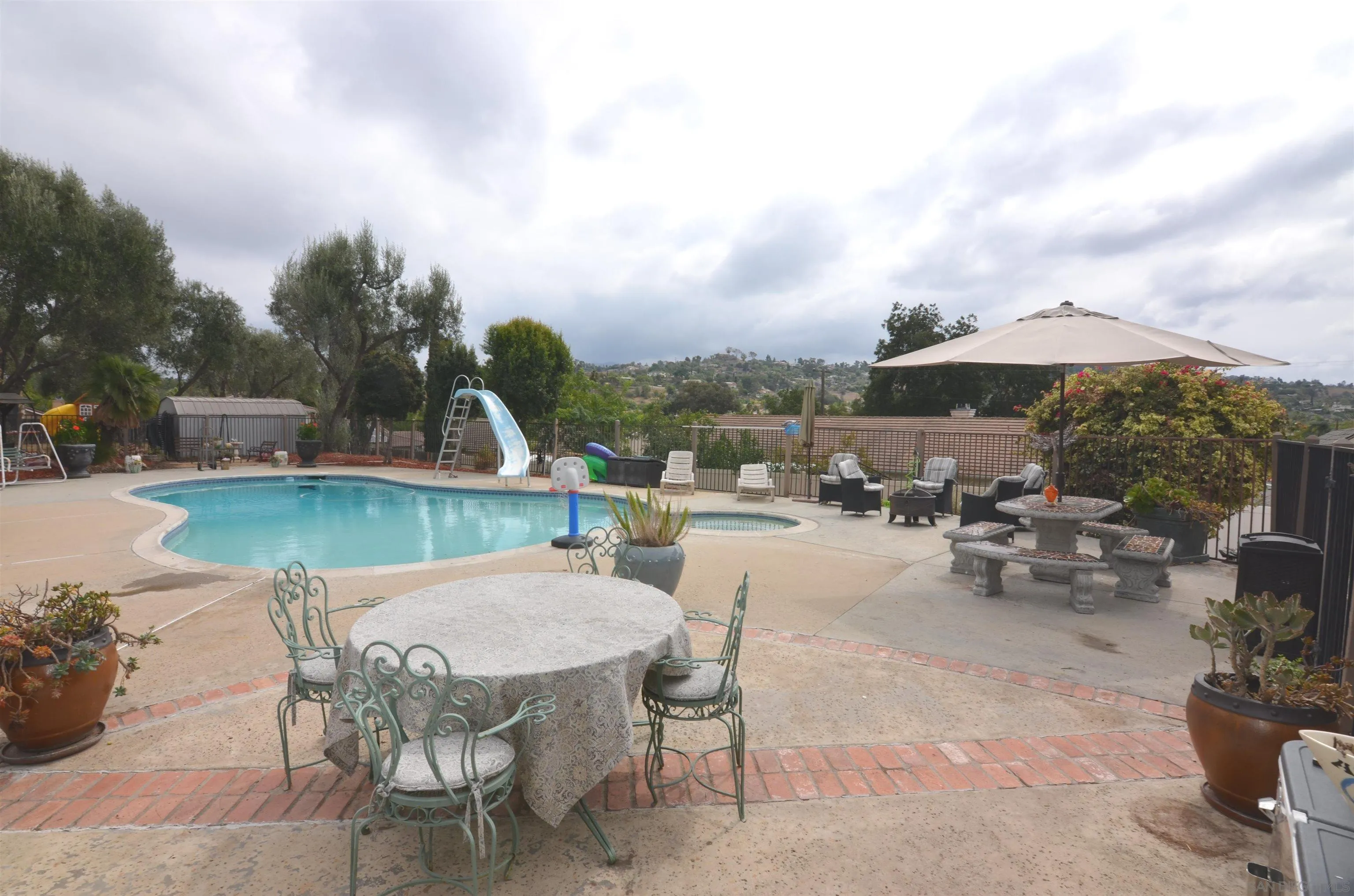 3601 Helix Street Spring Valley, CA 91977 - Photo 35 of 44 Gallery Image 35