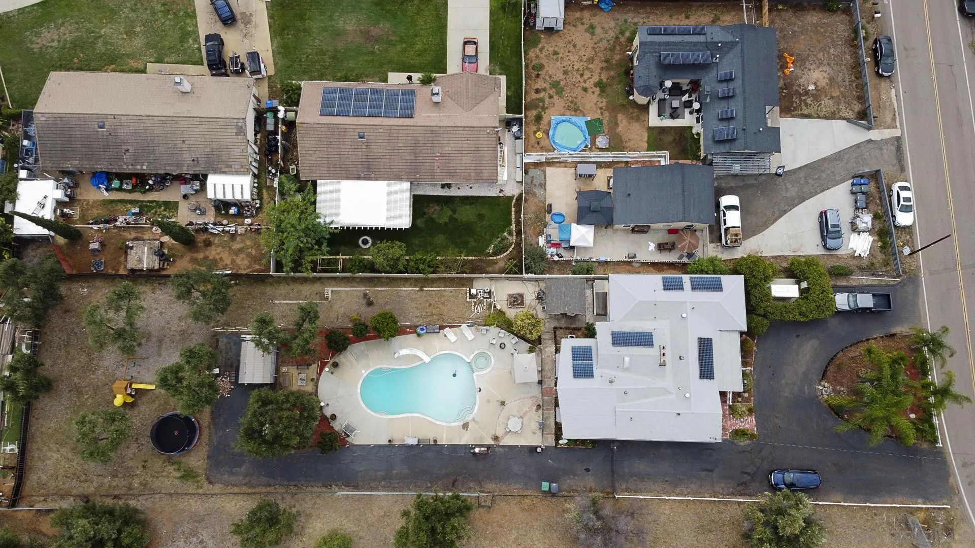 3601 Helix Street Spring Valley, CA 91977 - Photo 43 of 44 Gallery Image 43