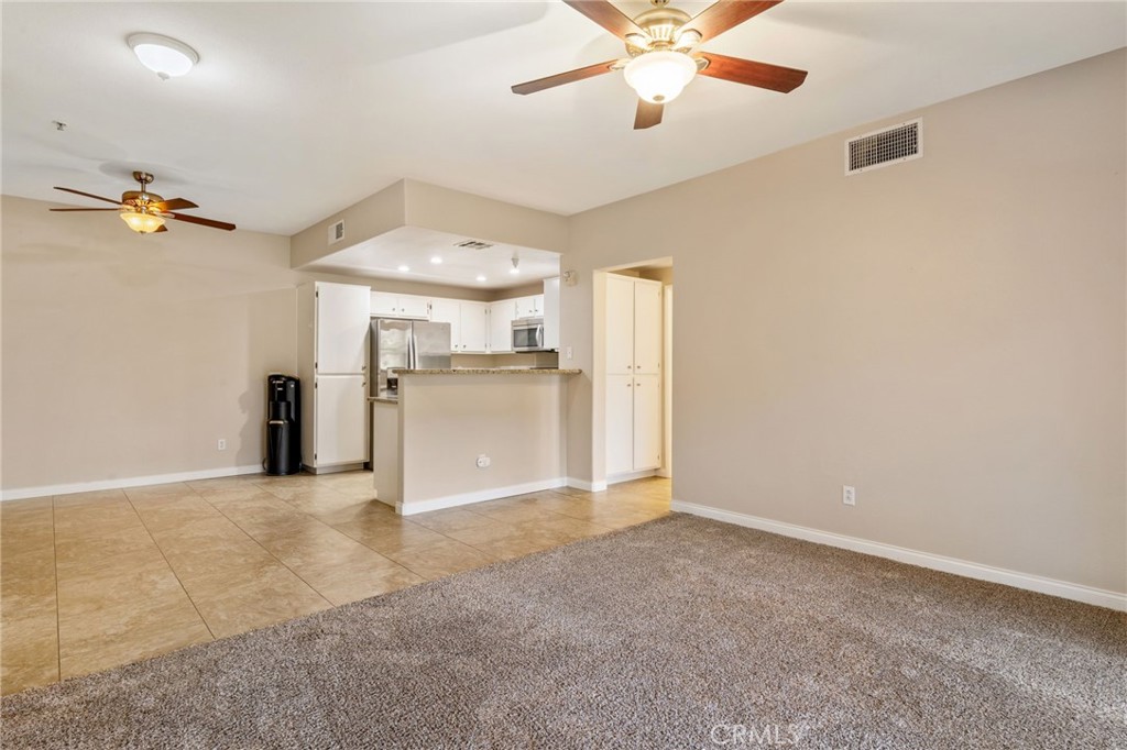 44774 Adam Lane Temecula, CA 92592 - Photo 4 of 24