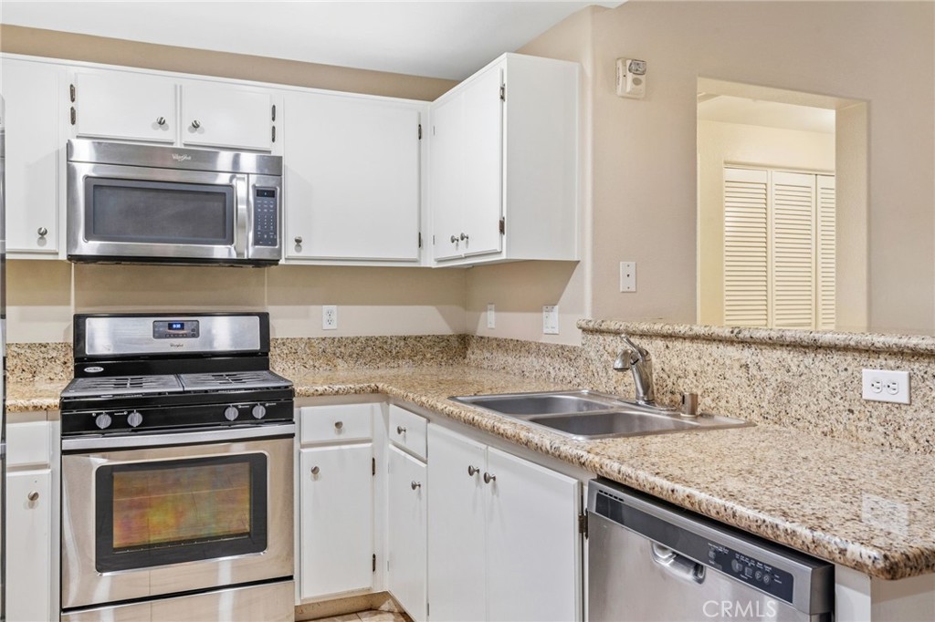 44774 Adam Lane Temecula, CA 92592 - Photo 6 of 24