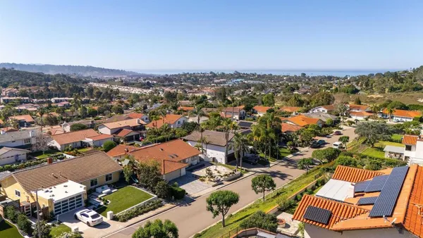 $2,995,000 | 418 Santa Dominga, Solana Beach, CA 92075