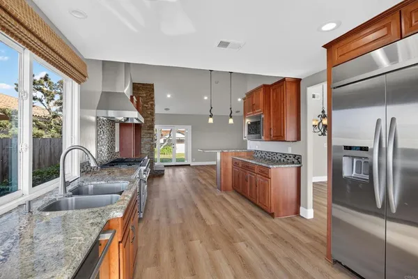 $2,995,000 | 418 Santa Dominga, Solana Beach, CA 92075