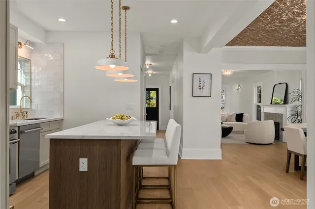 $1,995,995 | 3113 East Cherry Street, Seattle, WA 98122