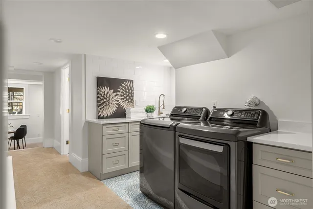 $1,995,995 | 3113 East Cherry Street, Seattle, WA 98122