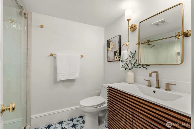 $1,995,995 | 3113 East Cherry Street, Seattle, WA 98122