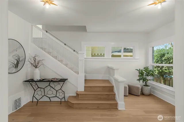 $1,995,995 | 3113 East Cherry Street, Seattle, WA 98122