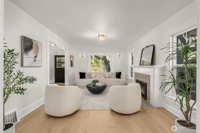 $1,995,995 | 3113 East Cherry Street, Seattle, WA 98122