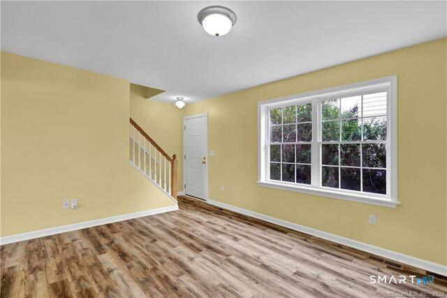 220 Alder Street Waterbury, CT 06708 - Photo 2 of 23
