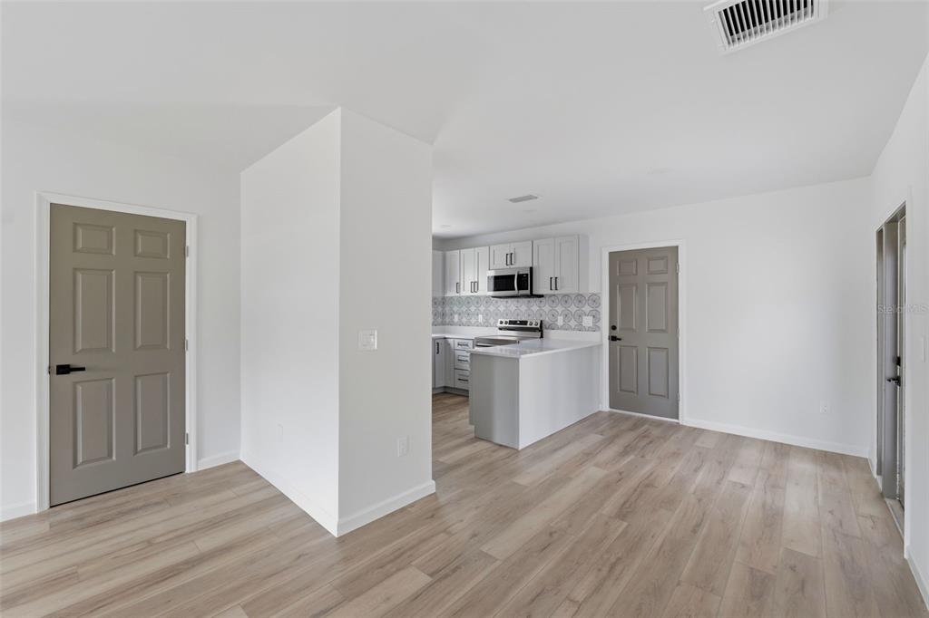 3030 5th Street North St. Petersburg, FL 33704 - Photo 11 of 77