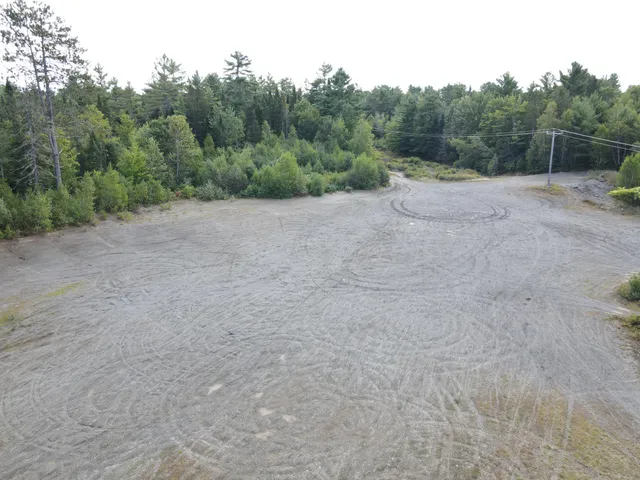 $92,500 | 24 Howard Siding Lane, Abbot, ME 04406