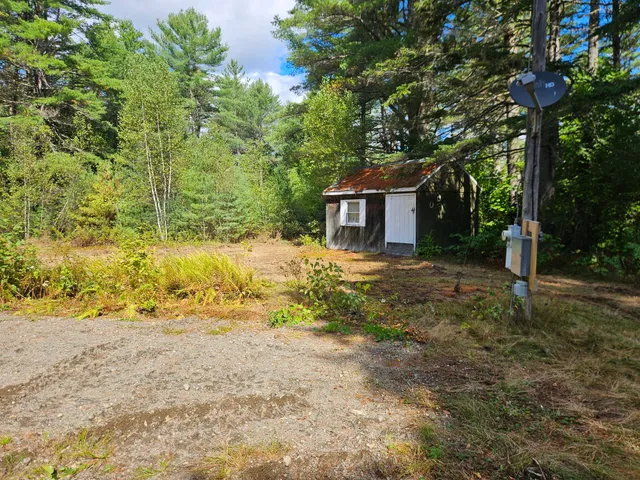 $92,500 | 24 Howard Siding Lane, Abbot, ME 04406