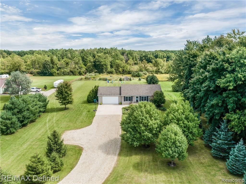 1889 South Lapeer Road Lapeer, MI 48446 - Photo 34 of 37 1889 S Lapeer Rd Lapeer MI-print-019-19-1889 South Lapeer Road Lapeer-4200x3149-300dpi.jpg