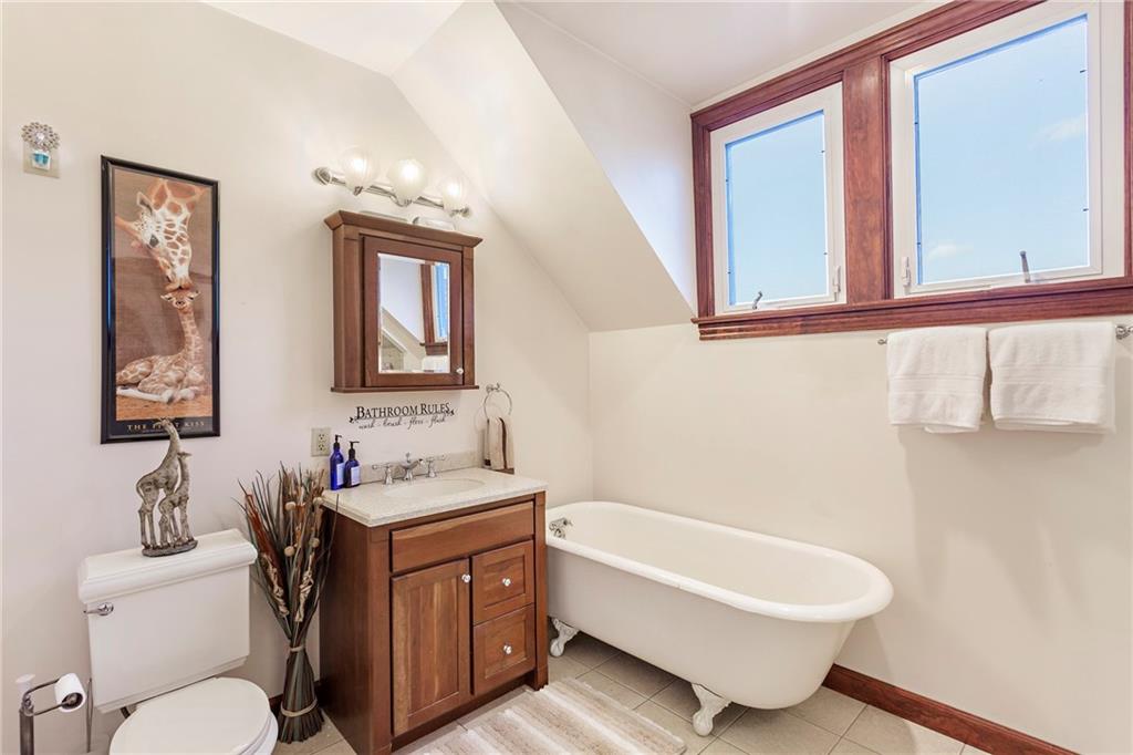 1504 Ridge Avenue Coraopolis, PA 15108 - Photo 20 of 25 Gallery Image 20