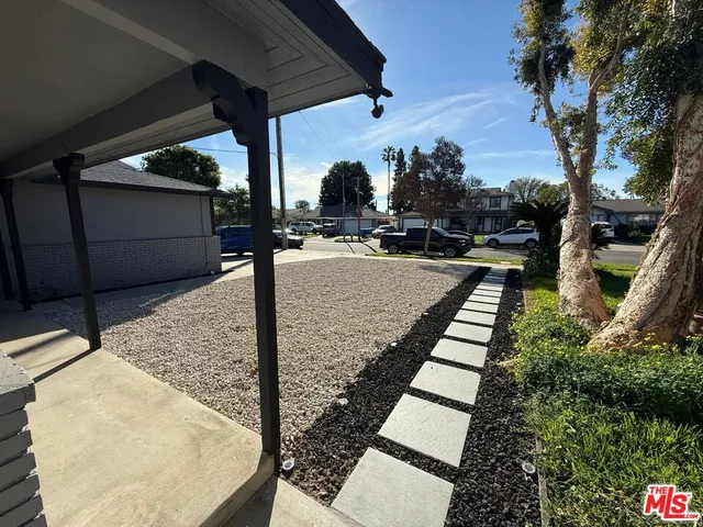 $4,900 | 16047 Bryant Street, North Hills, CA 91343