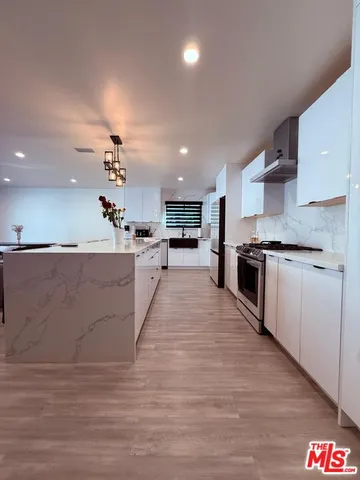 $4,900 | 16047 Bryant Street, North Hills, CA 91343