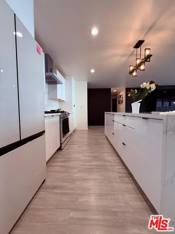 $4,900 | 16047 Bryant Street, North Hills, CA 91343