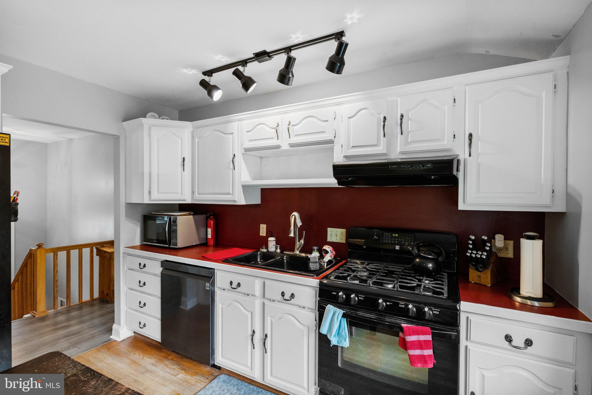 314 Mallard Drive Marlton, NJ 08053 - Photo 10 of 21