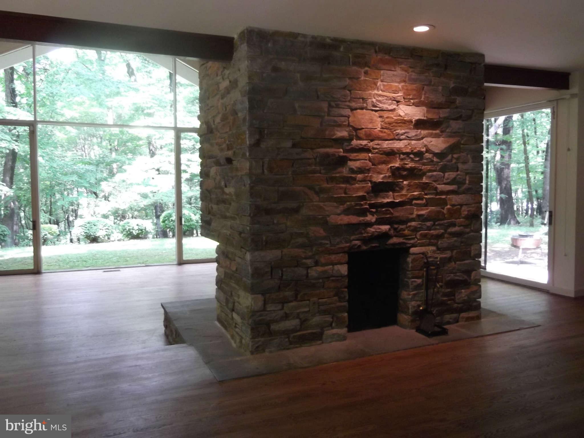 3014 Caves Road Owings Mills, MD 21117 - Photo 3 of 25 Stunning Great Room!