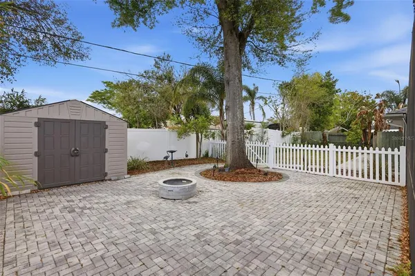 $389,900 | 929 Fort Smith Boulevard, Deltona, FL 32738