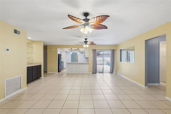 $389,900 | 929 Fort Smith Boulevard, Deltona, FL 32738