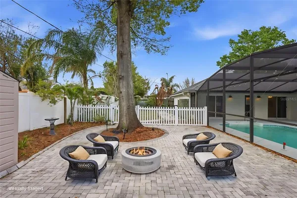 $389,900 | 929 Fort Smith Boulevard, Deltona, FL 32738