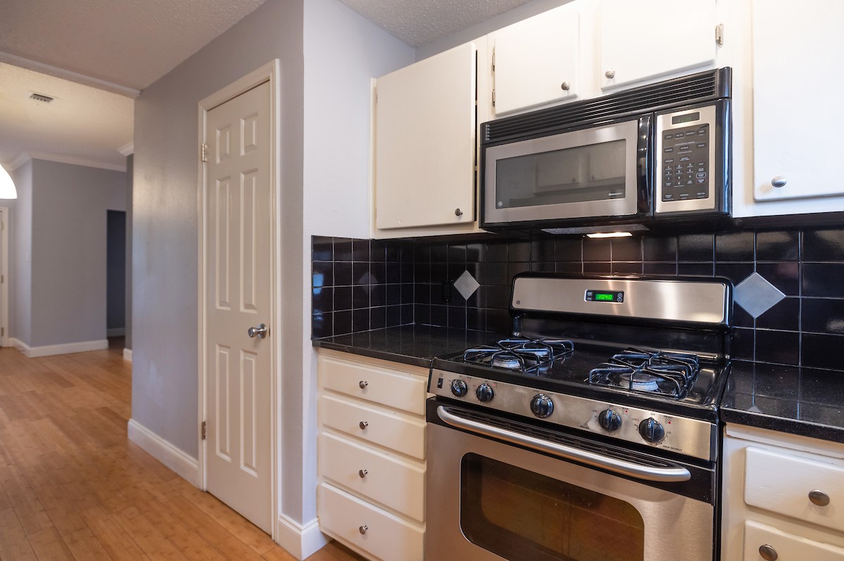 11970 Jollyville Road, Unit 209 Austin, TX 78759 - Photo 8 of 21