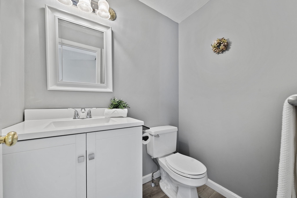 65 Maple Street, Unit B Canton, MA 02021 - Photo 15 of 32