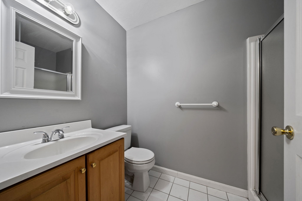 65 Maple Street, Unit B Canton, MA 02021 - Photo 19 of 32