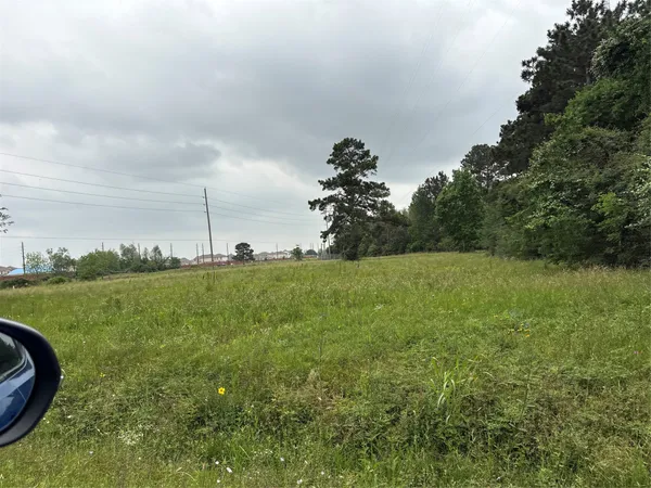 $900 | 20025 Bauer Road, Hockley, TX 77447