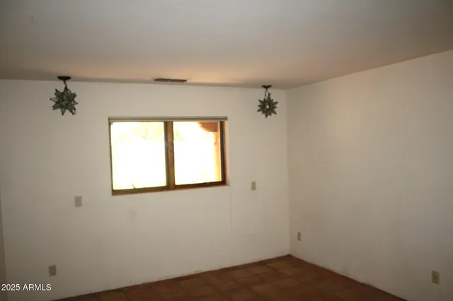 $2,200 | 4495 East Geronimo Road, Rimrock, AZ 86335
