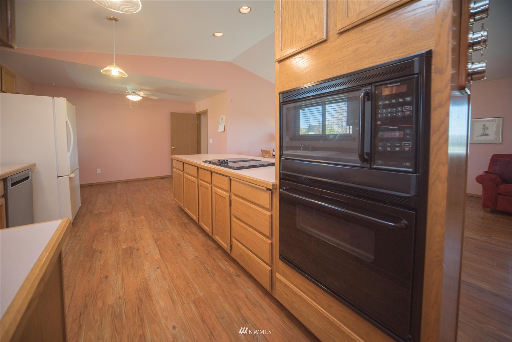 1970 Game Farm Road Ellensburg, WA 98926 - Photo 8 of 32 Gallery Image 8