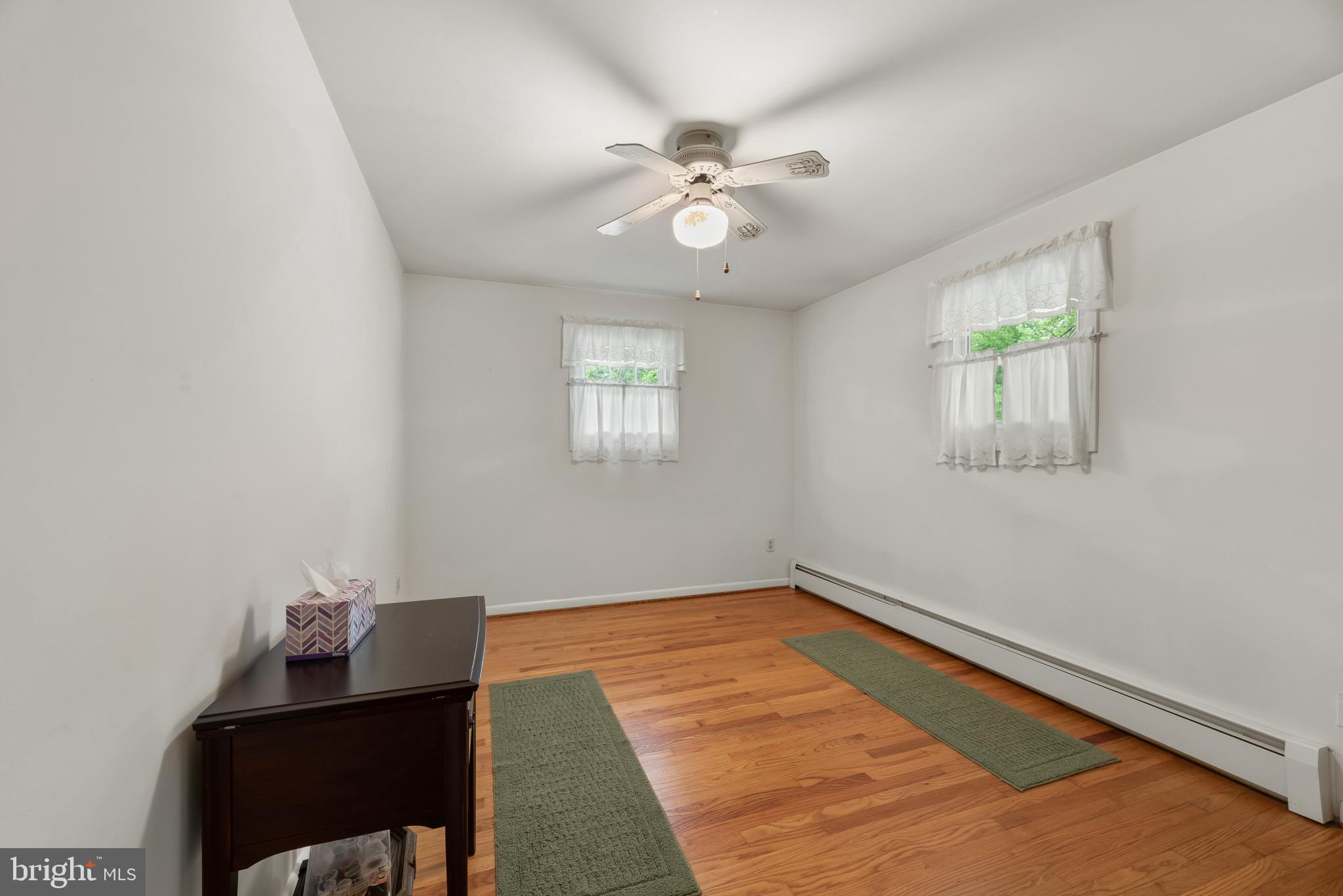 618 Fairmount Road Linthicum Heights, MD 21090 - Photo 19 of 35 Third bedroom