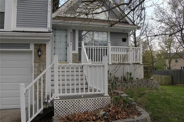 $2,499 | 8005 West 149th Street, Overland Park, KS 66223