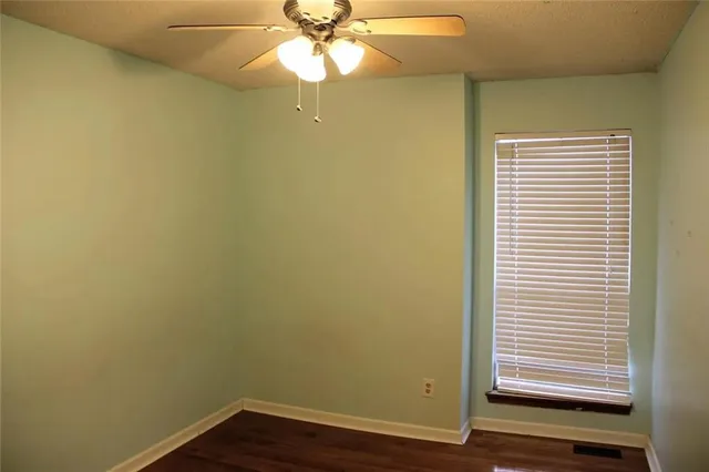 $2,499 | 8005 West 149th Street, Overland Park, KS 66223