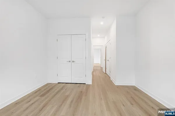 $3,150 | 74 Clarendon Place, Unit 202, Hackensack, NJ 07601