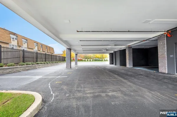 $3,150 | 74 Clarendon Place, Unit 202, Hackensack, NJ 07601