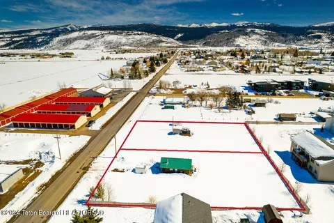 $899,000 | 180-190 Cedron Road, Victor, ID 83455