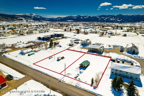$899,000 | 180-190 Cedron Road, Victor, ID 83455