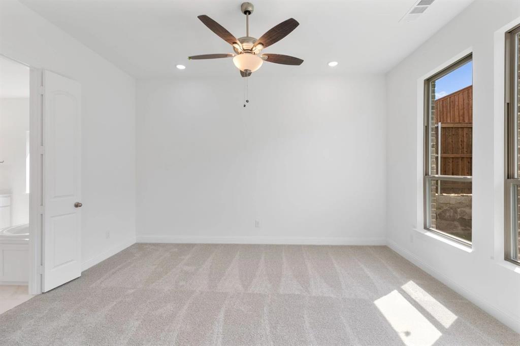 629 Carlow Way Celina, TX 75009 - Photo 13 of 26 DAL_Hillside Village_Goodlow_629 Carlow Way (22)