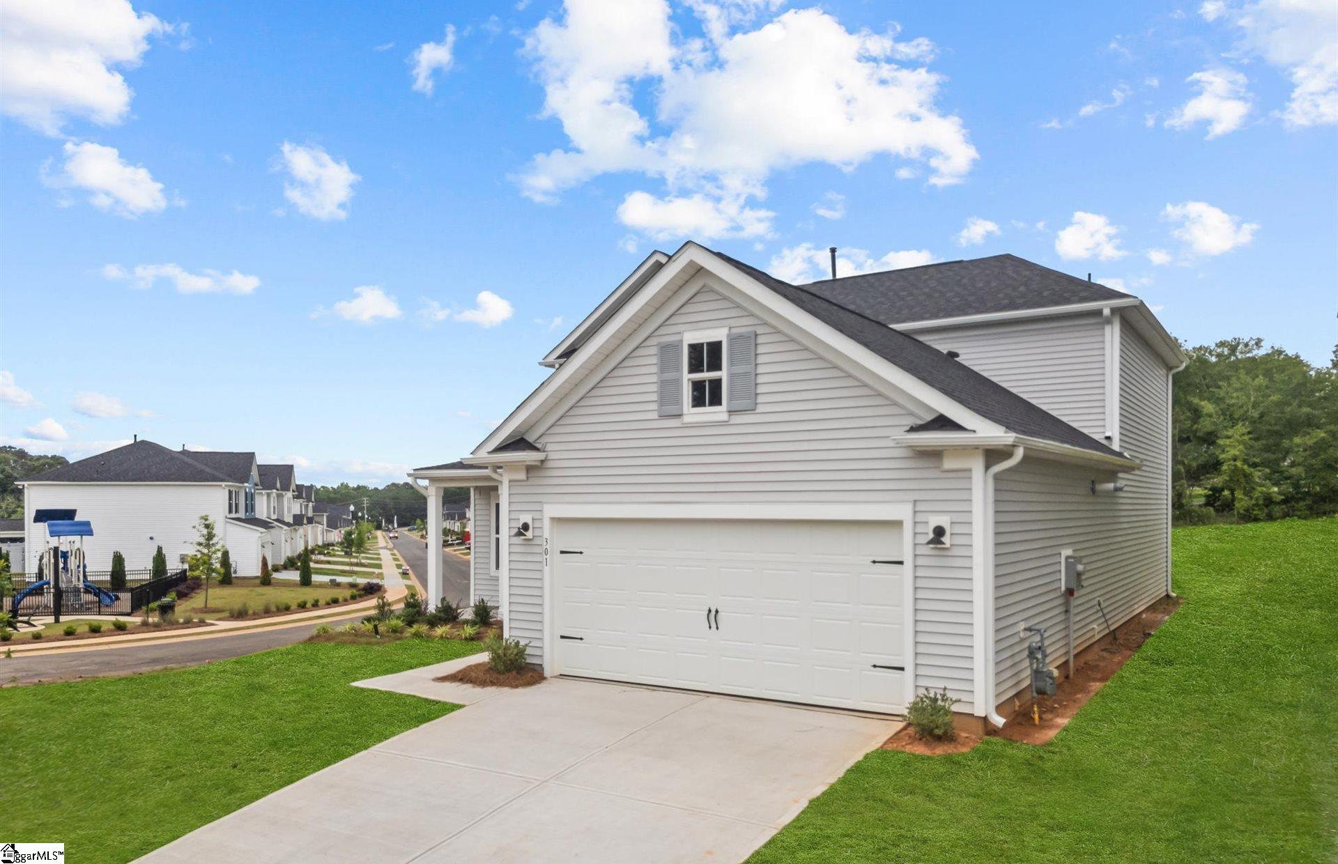 301 Indigo Circle Easley, SC 29642 - Photo 2 of 32