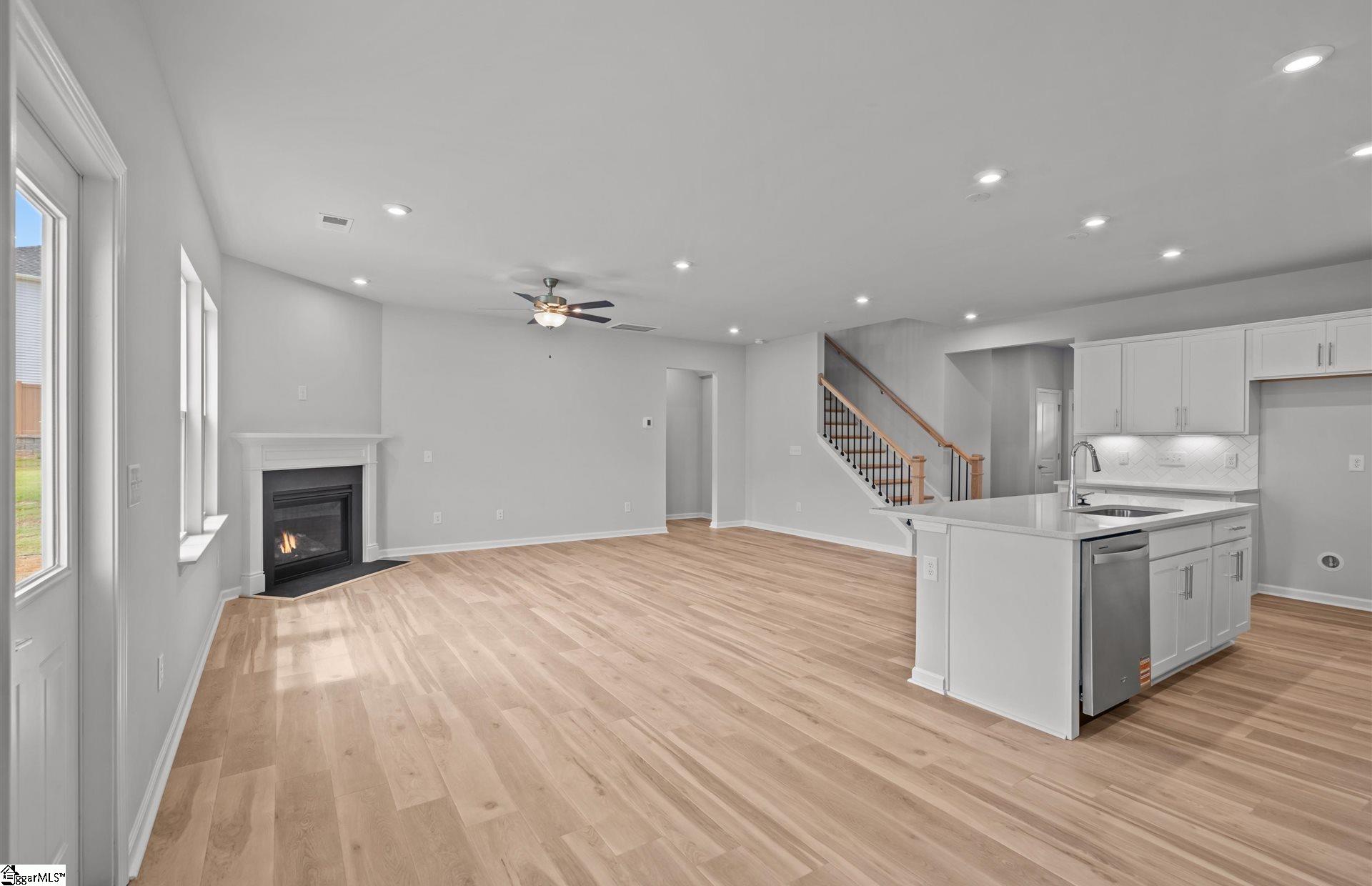 301 Indigo Circle Easley, SC 29642 - Photo 8 of 32