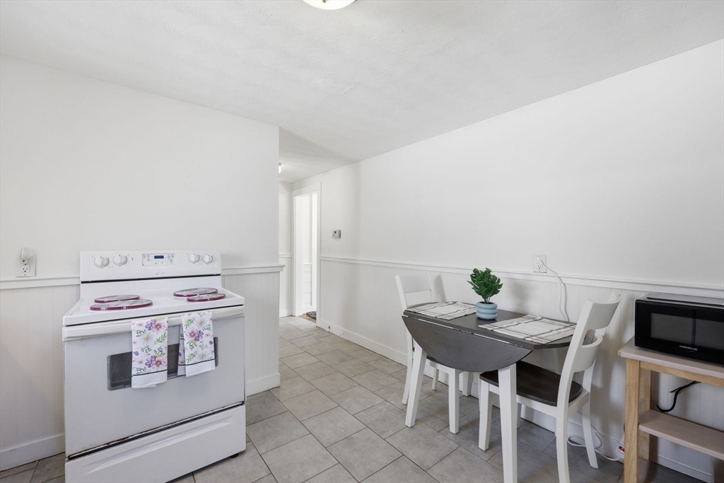 26 Howes Road Yarmouth, MA 02664 - Photo 17 of 42