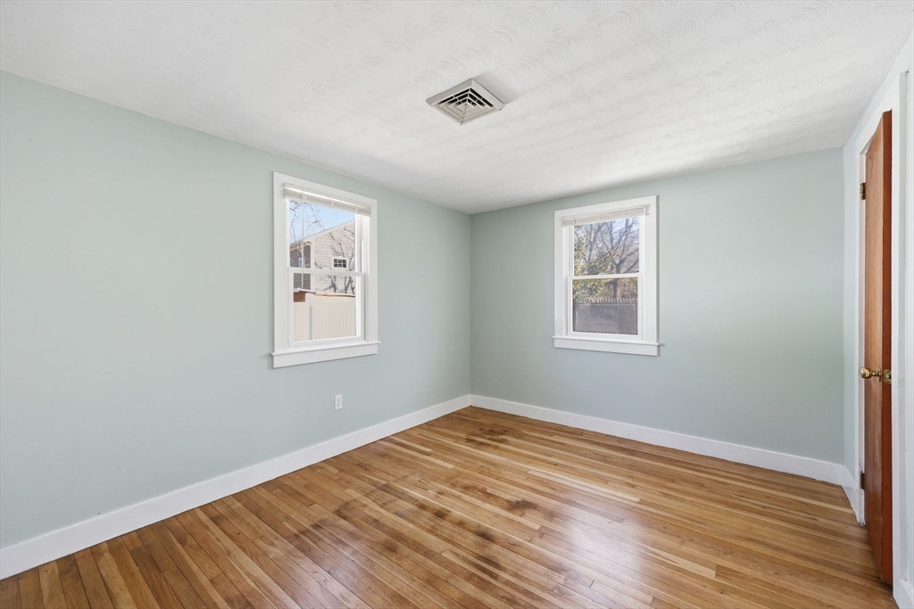 26 Howes Road Yarmouth, MA 02664 - Photo 27 of 42