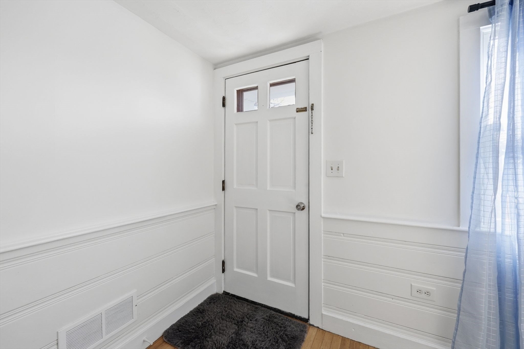 26 Howes Road Yarmouth, MA 02664 - Photo 8 of 42