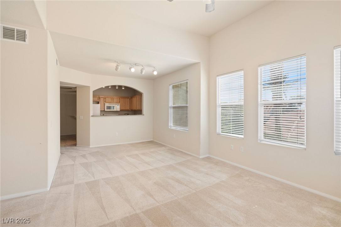10550 West Alexander Road, Unit 2017 Las Vegas, NV 89129 - Photo 13 of 36 Gallery Image 13