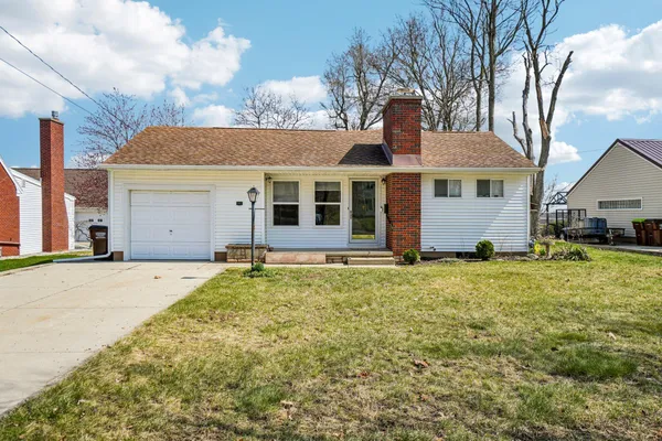 $199,999 | 682 Budlong Street, Adrian, MI 49221