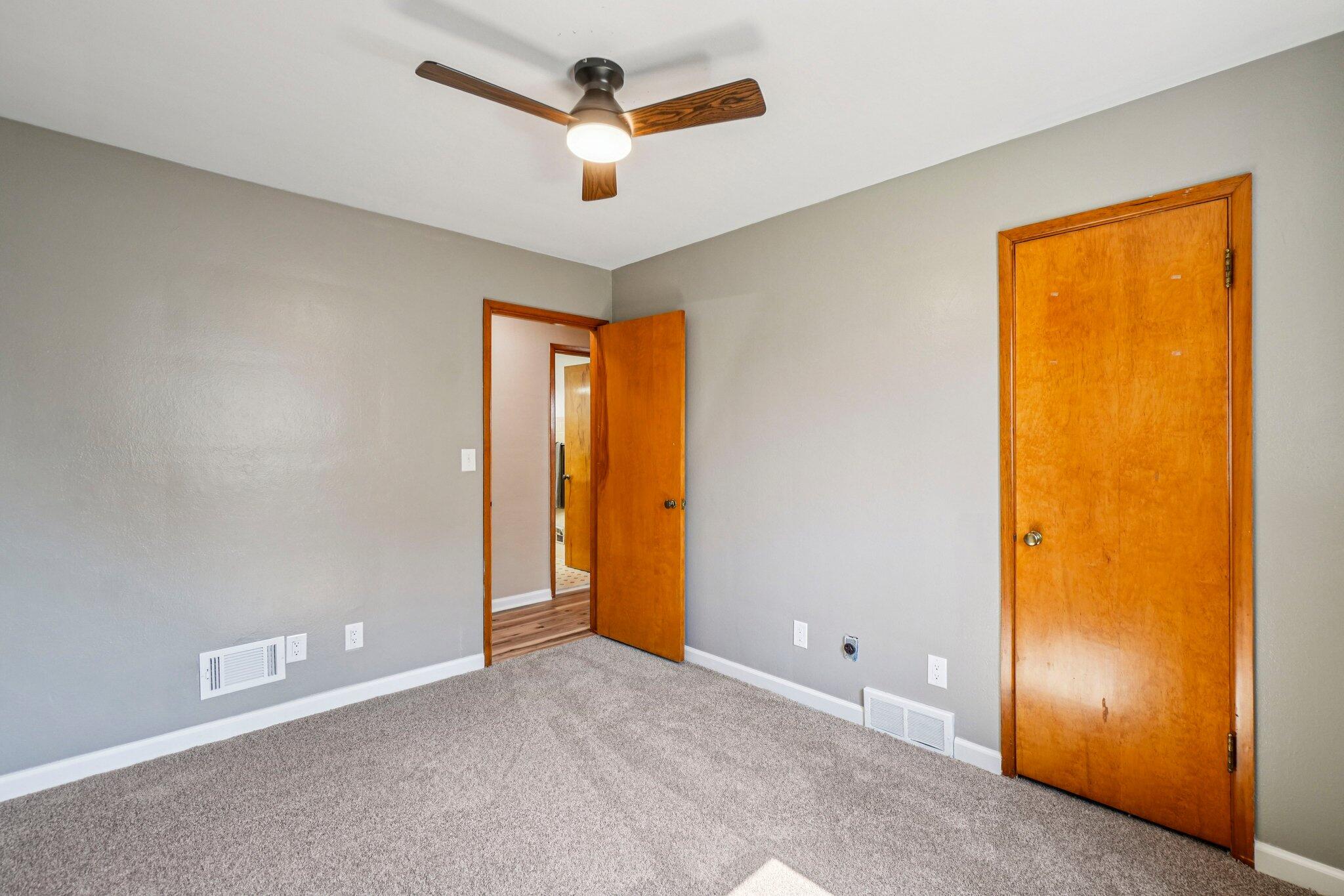 682 Budlong Street Adrian, MI 49221 - Photo 16 of 33 14-web-or-mls-Budlong St-S3103-014